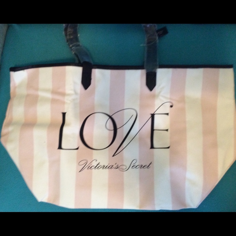 VS Tote